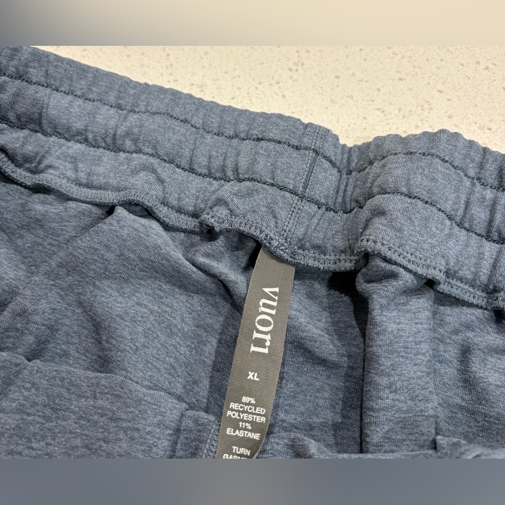 Women’s XL Vuori Performance Joggers - Picture 4 of 5